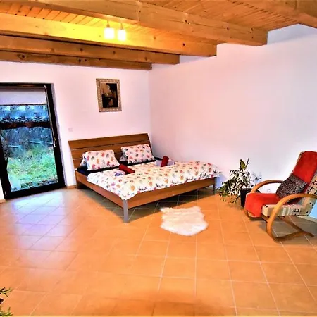 Kvacany Apartment