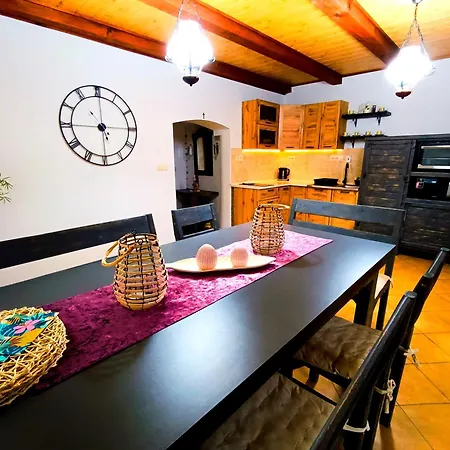 Apartment Kvacany